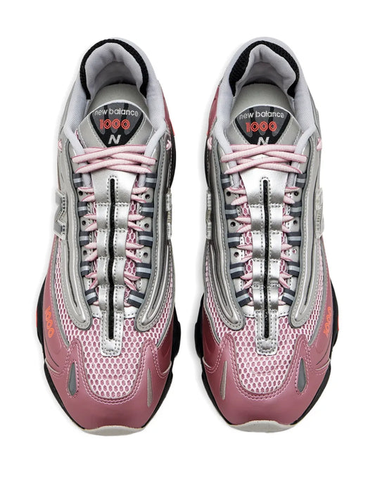 1000 Metallic Lace-Up
