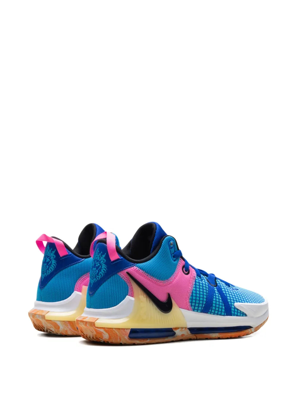 Lebron Witness 7
