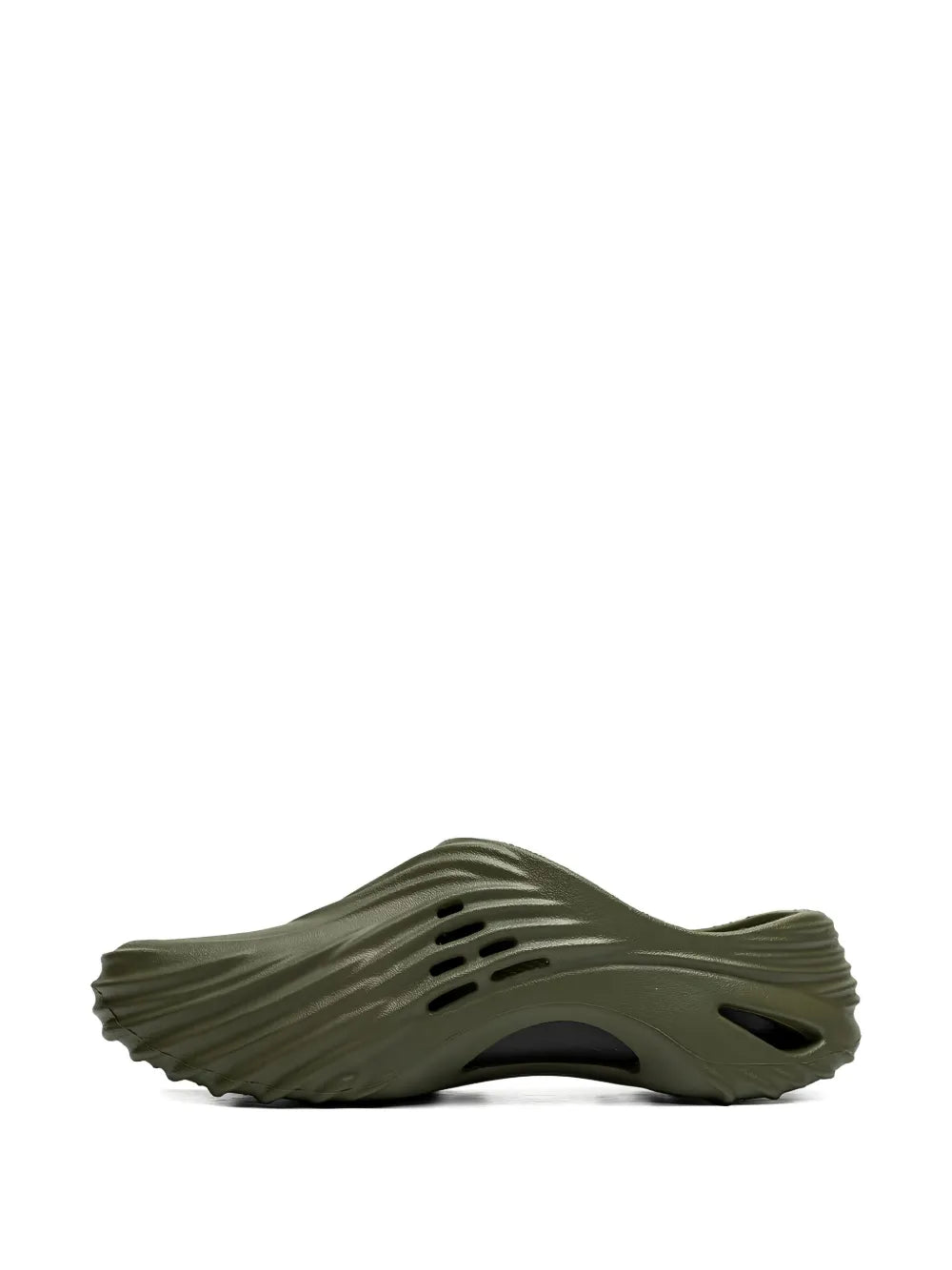 Echo Wave Slip-On