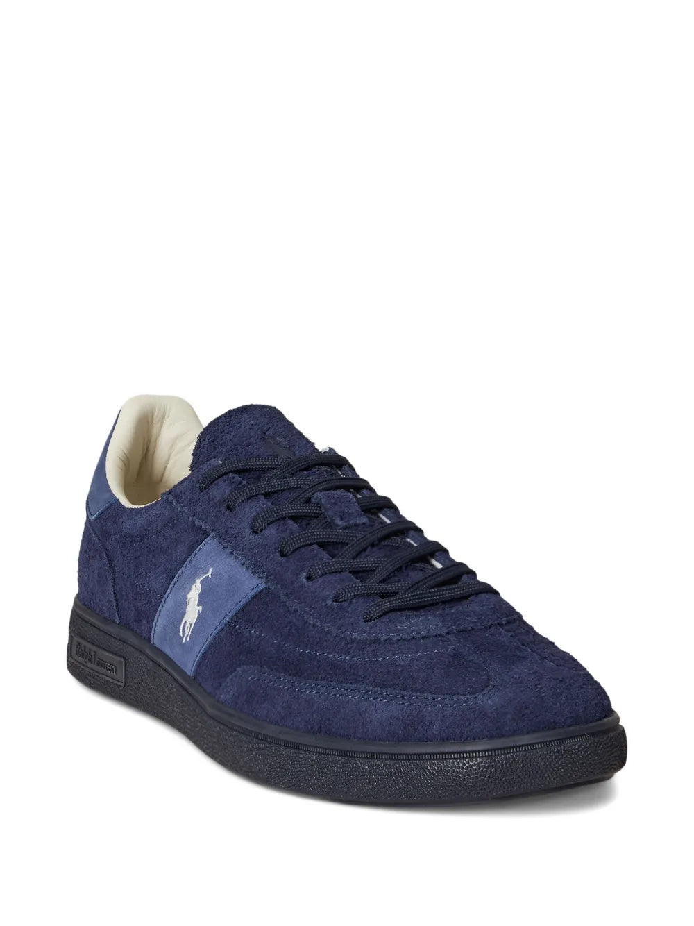 Suede Logo-Detail