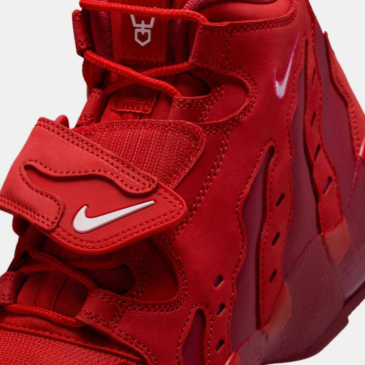 Exclusive Air Diamond Turf Max 96 Mens Lifestyle Shoes (University Red/White/Red Crush) Final Sale — 8 — Detail View