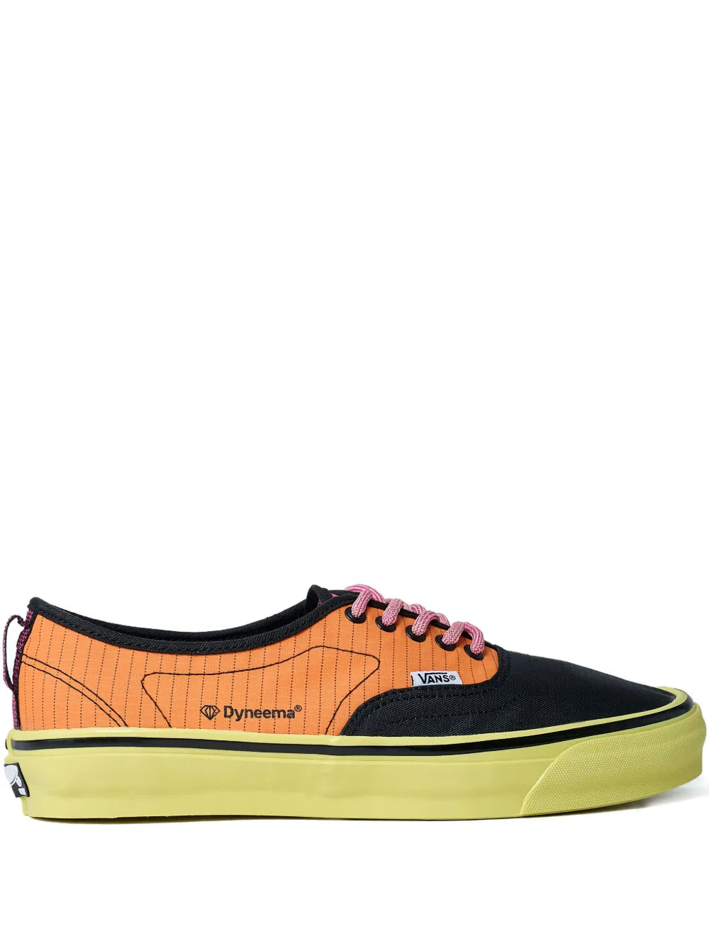 Contrast Panel Low-Top