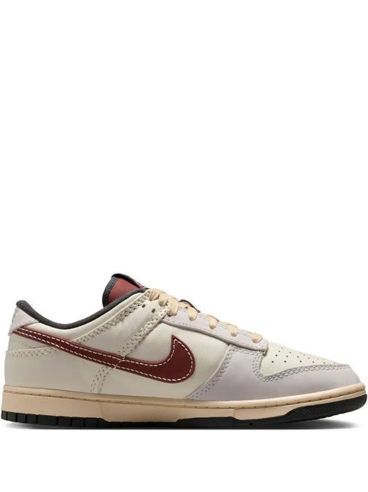 Dunk Low Lace-Up