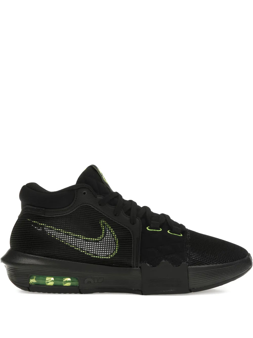 Lebron Witness 8