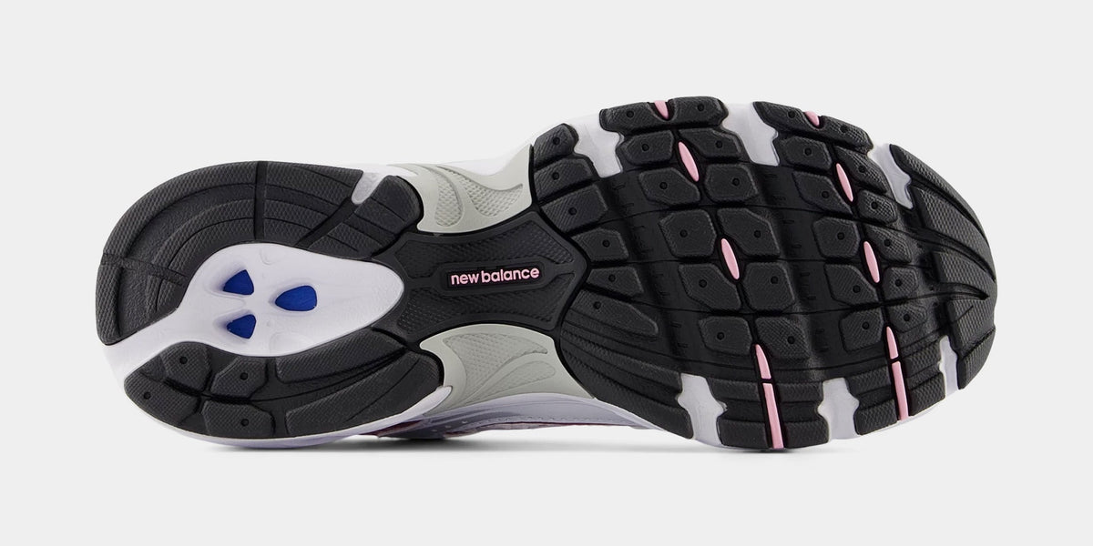 Exclusive 530 Grade School Running Shoes (White/Pink Sugar) — 3.5Y — Top View
