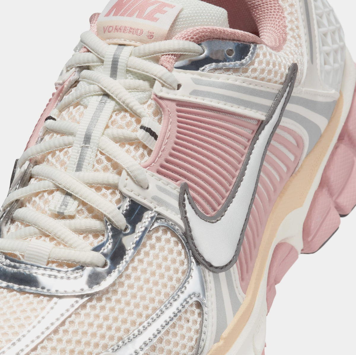 Exclusive Vomero 5 Womens Running Shoes (Sail/Pearl White/Particle Pink/Sail) — 5 — Detail View