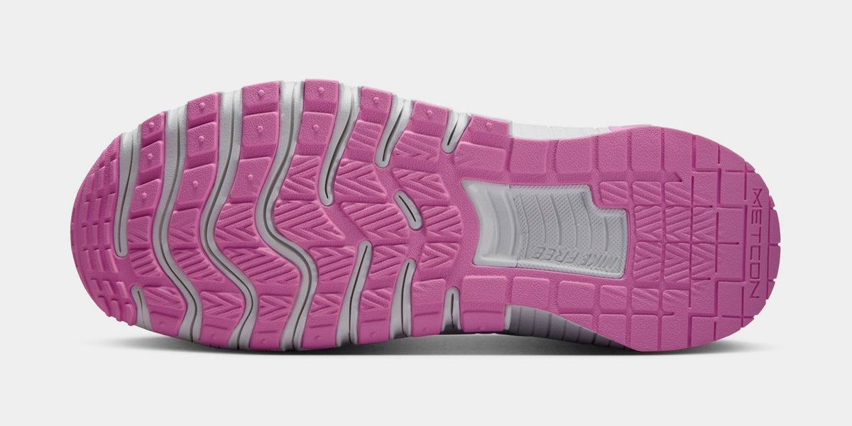 Exclusive Free Metcon 6 Womens Running Shoes (White/Playful Pink) — 5 — Top View