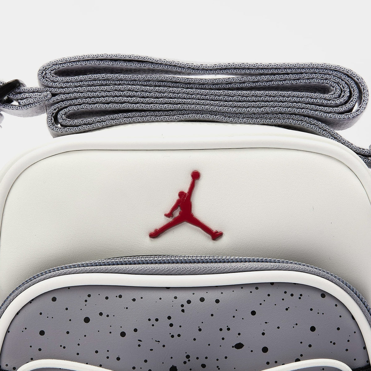 Exclusive Air Jordan Retro Festival Mens Bag (White/Grey) — OS — Back View