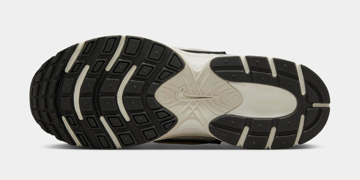 Exclusive V5 RNR Womens Running Shoes (Summit White/Light Orewood Brown/Sail/Black) — 5 — Top View