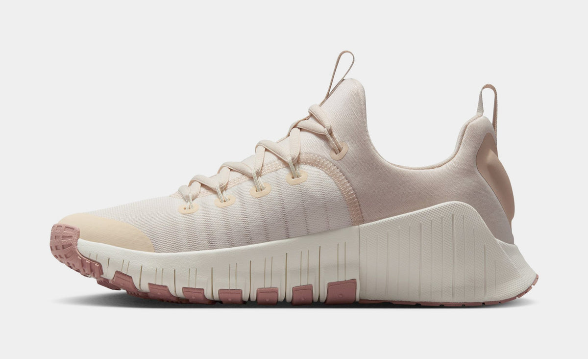 Exclusive Free Metcon 6 Womens Running Shoes (Soft Pearl/Particle Pink/Pearl White) — 5 — Back View
