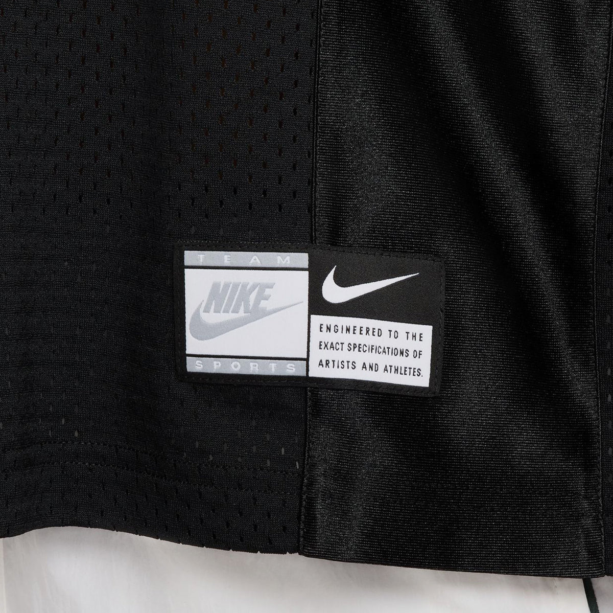 Exclusive NSW Oversized Graphic Womens Jersey (Black/Anthracite) — XS — Back View