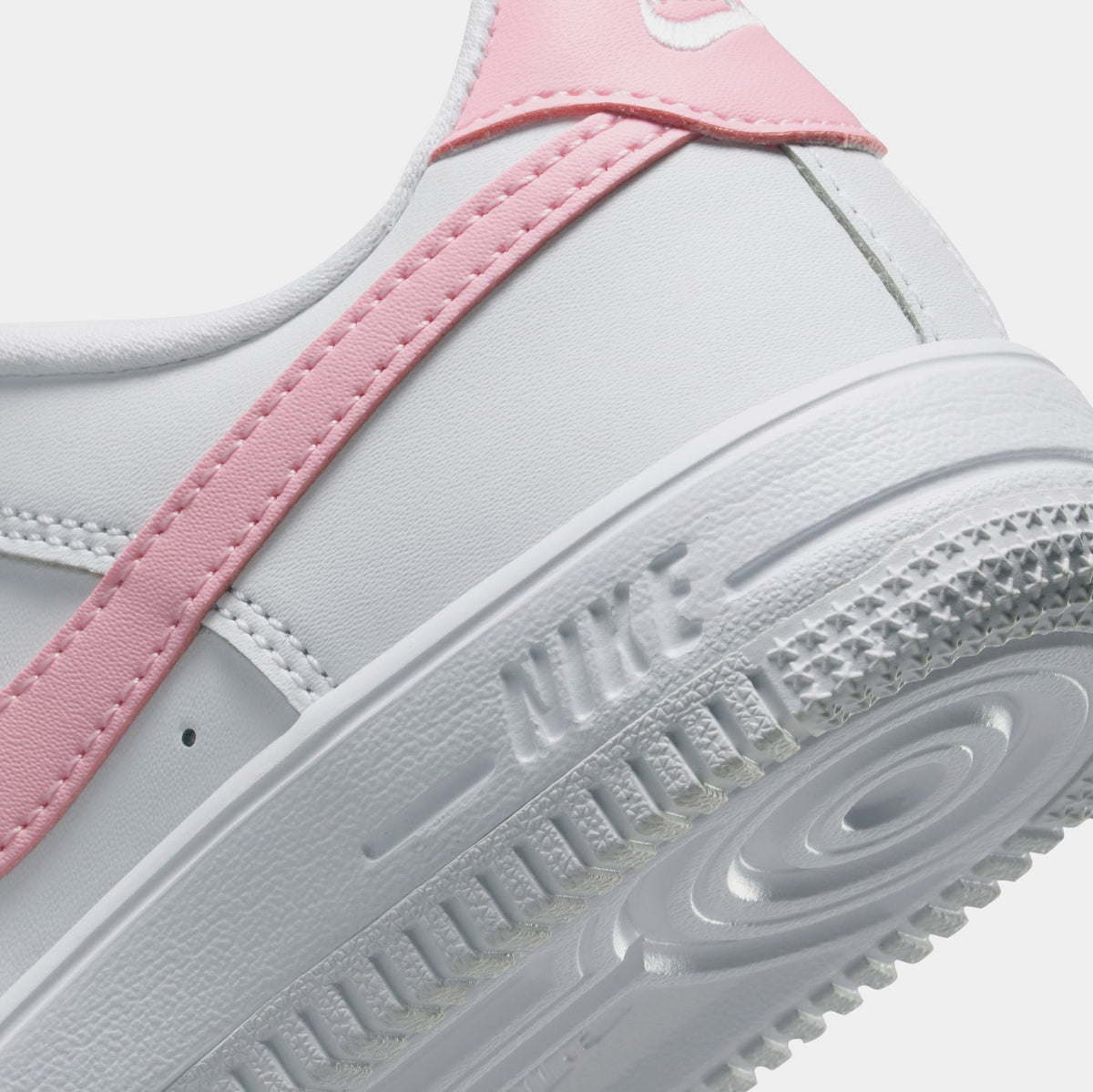 Exclusive Air Force 1 Low Preschool Lifestyle Shoes (White/Pink) — 10.5C — Lifestyle View