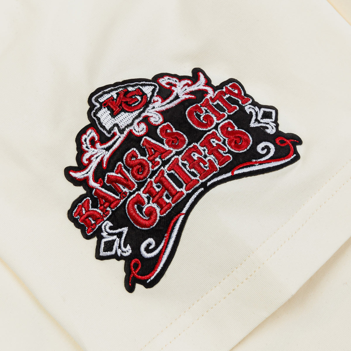 Exclusive Kansas City Chiefs Athletics Logo Mens Short Sleeve Shirt (White/Red) — S — Back View