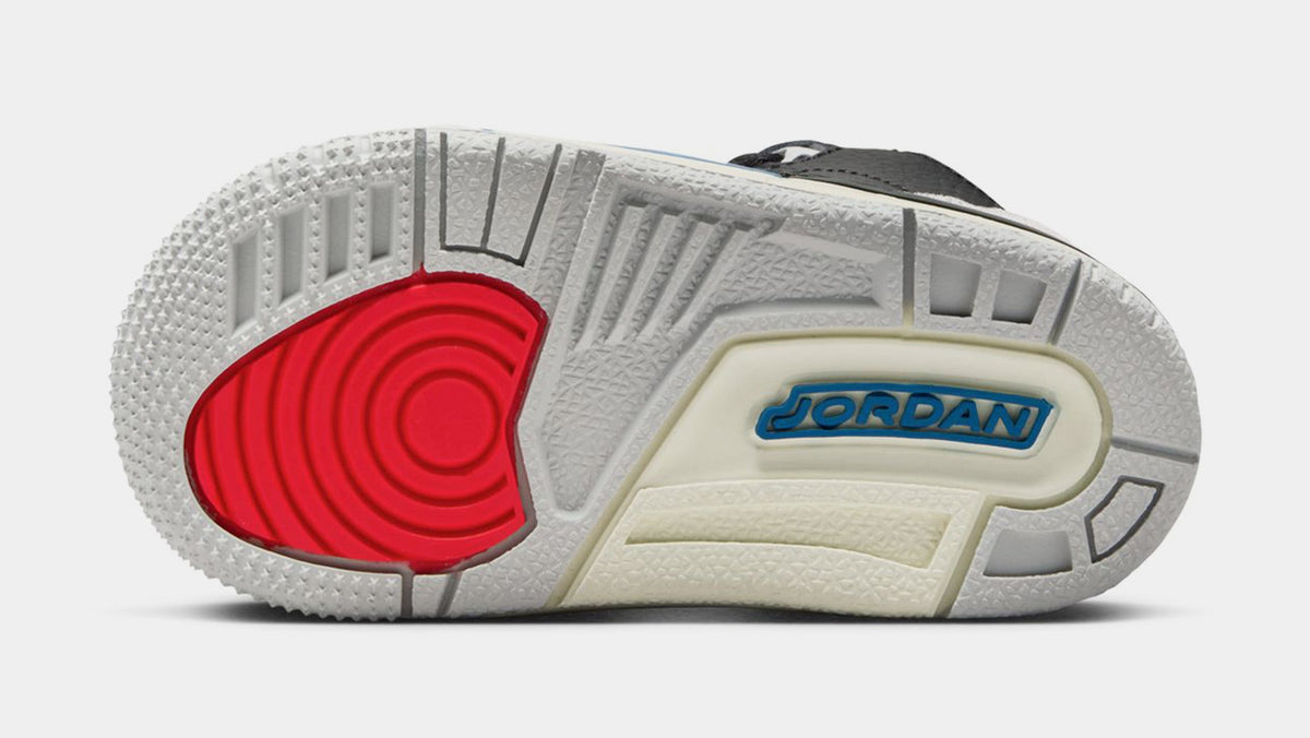 Exclusive Air Jordan 3 Retro OG Rare Air Infant Toddler Lifestyle Shoes (Black/Chile Red/Neutral Grey/Military Blue/Coconut Milk) — 2C — Top View