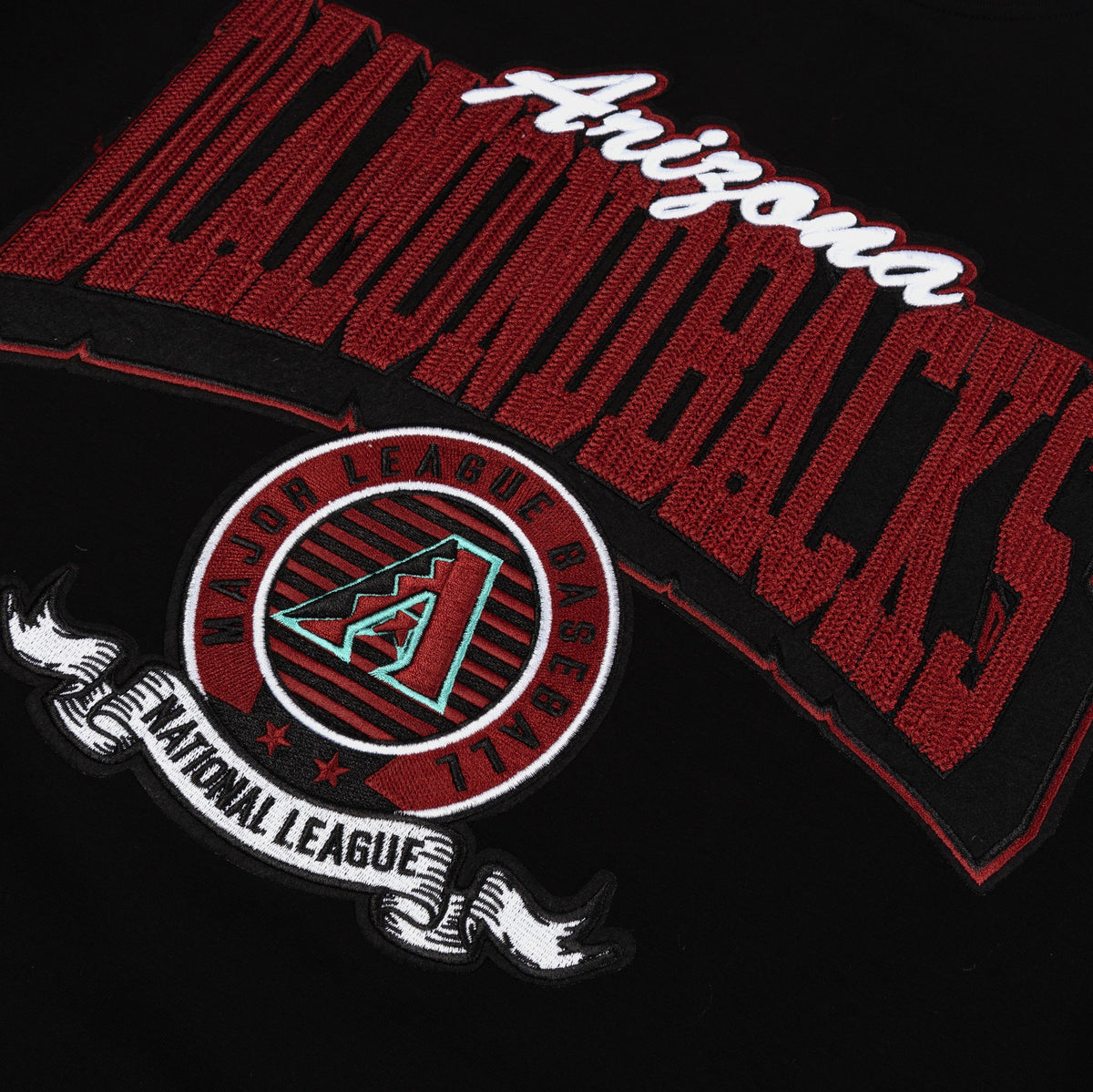 Exclusive Arizona Diamondbacks Team Badge Mens Short Sleeve Shirt (Black/Red) — S — Back View