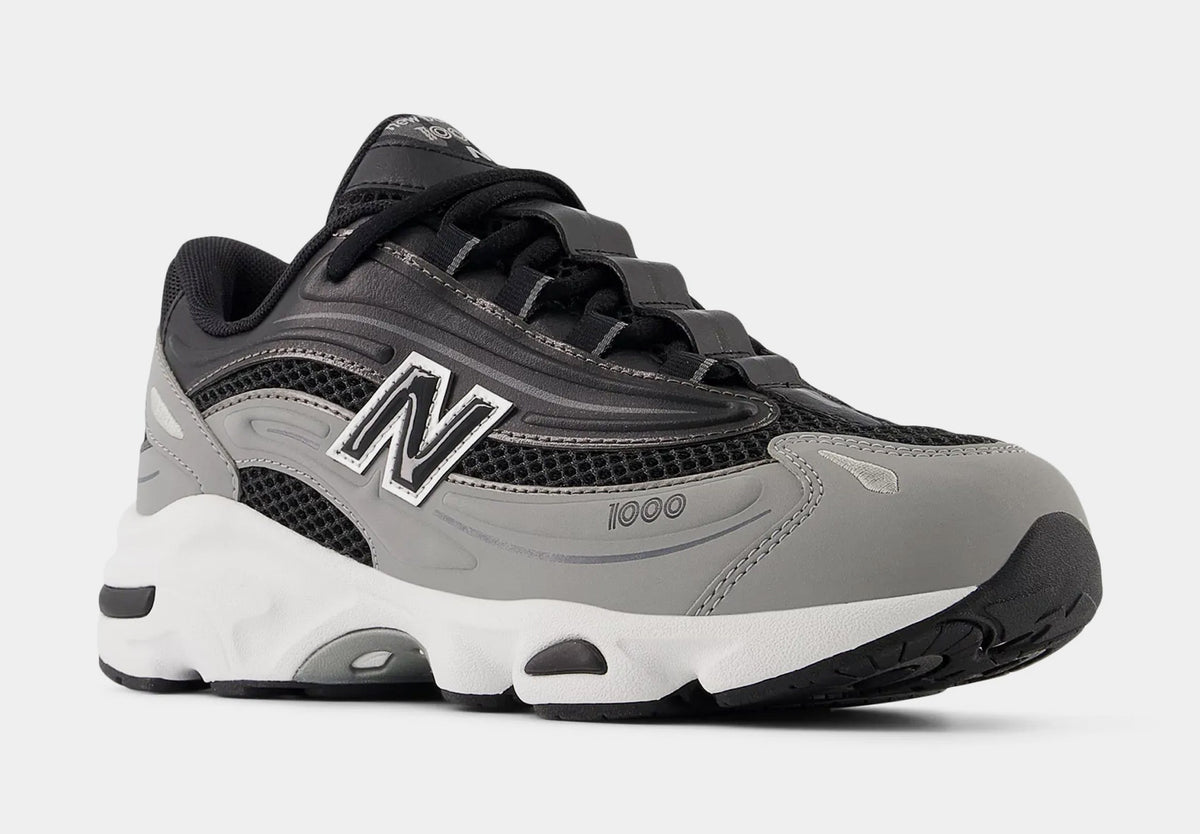 Exclusive 1000 Grade School Running Shoes (Black/Grey) — 3.5Y — Top View