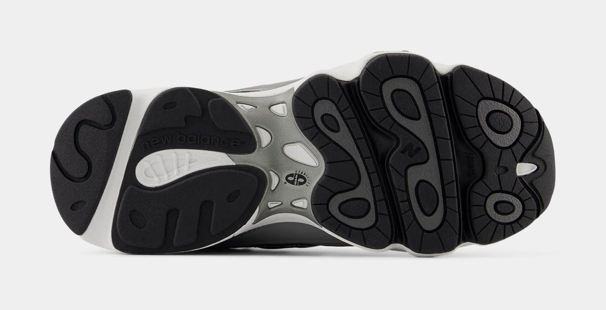 Exclusive 1000 Grade School Running Shoes (Black/Grey) — 3.5Y — Back View