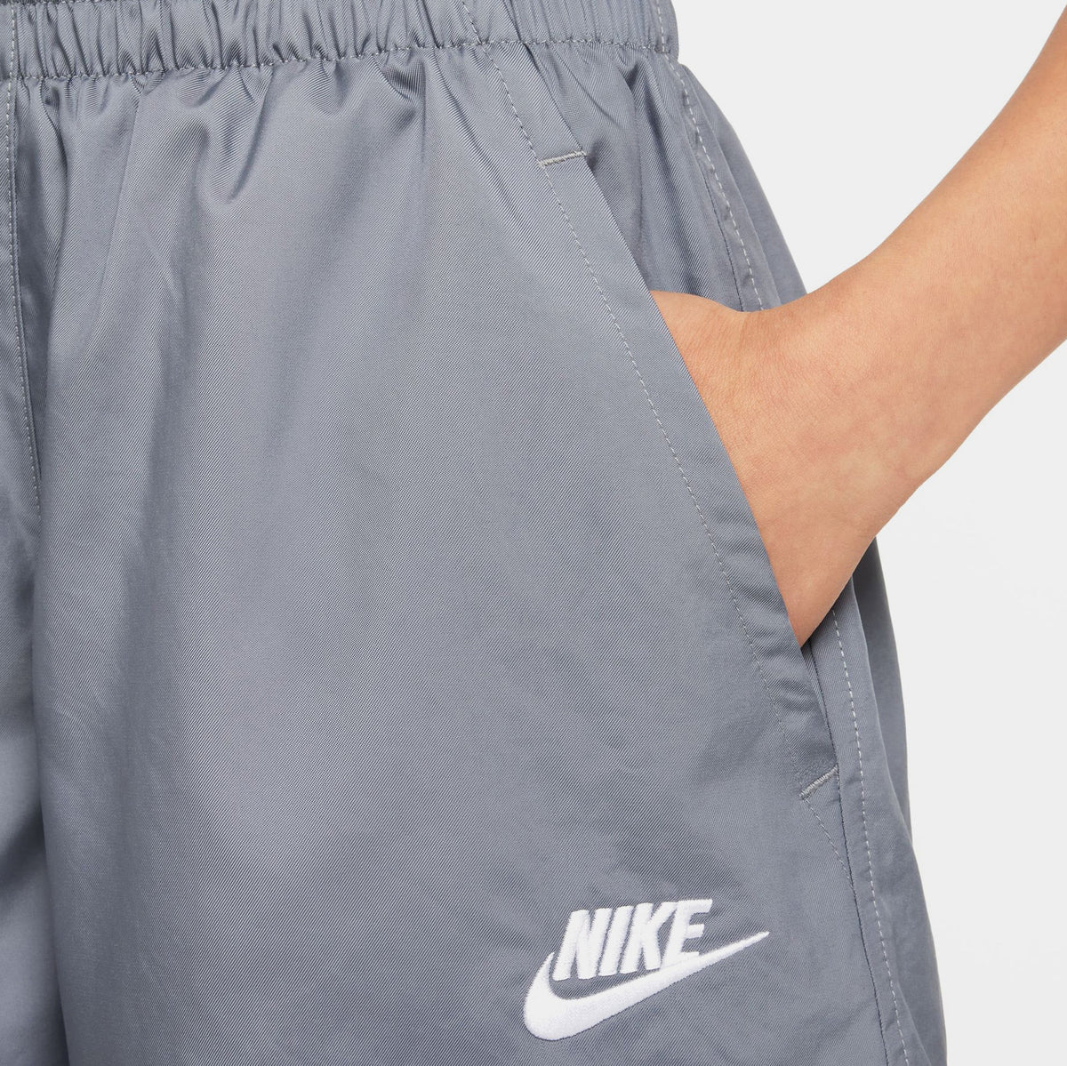 Exclusive Club Woven 4.5 Grade School Shorts (Grey/White) — XS — Back View