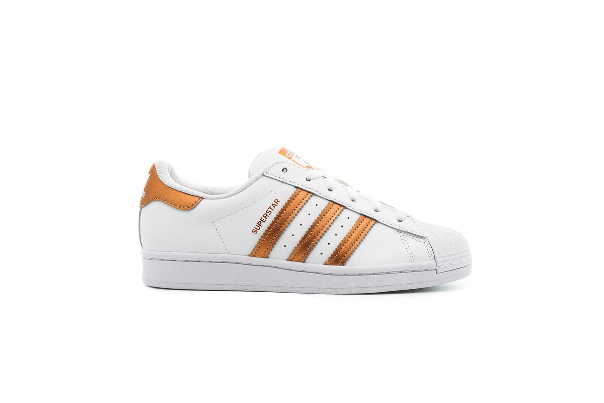 Exclusive adidas Originals WMNS SUPERSTAR — 3 — Front View