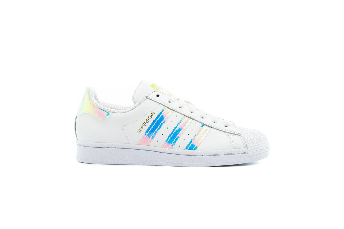 Exclusive adidas Originals WMNS SUPERSTAR — 3 — Front View