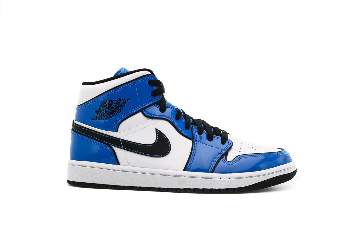 Exclusive Air Jordan 1 MID SE "SIGNAL BLUE" — 3.5 — Front View