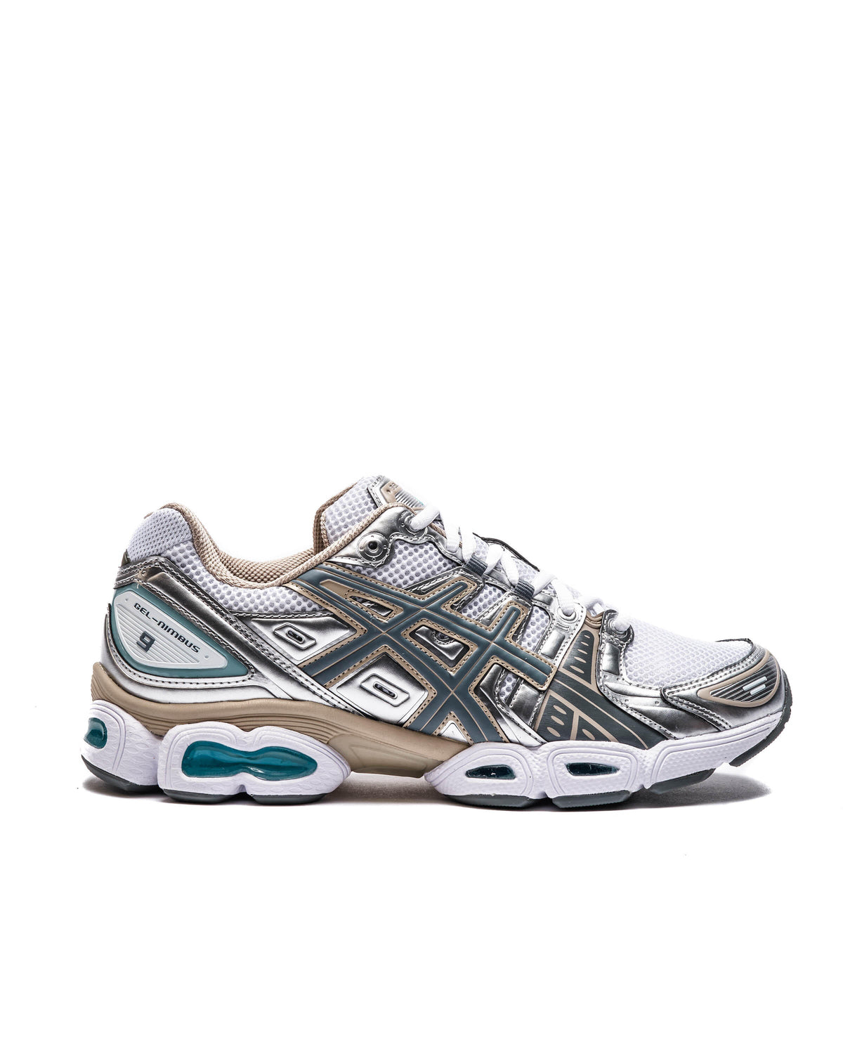 Exclusive Asics GEL-NIMBUS 9 — 4 — Front View