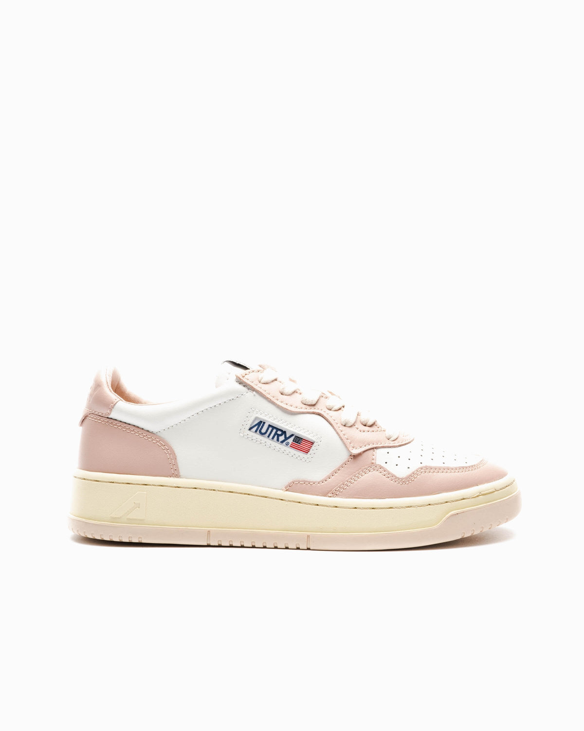Exclusive Autry Action Shoes WMNS Medalist Low — 5 — Front View