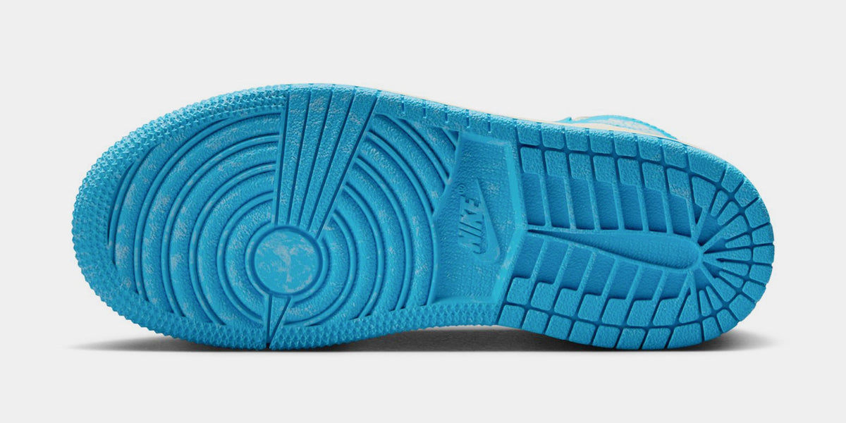 Exclusive Air Jordan 1 Retro High OG UNC Reimagined Preschool Lifestyle Shoes (Dark Powder Blue/Dark Powder Blue/Sail) — 10.5C — Top View