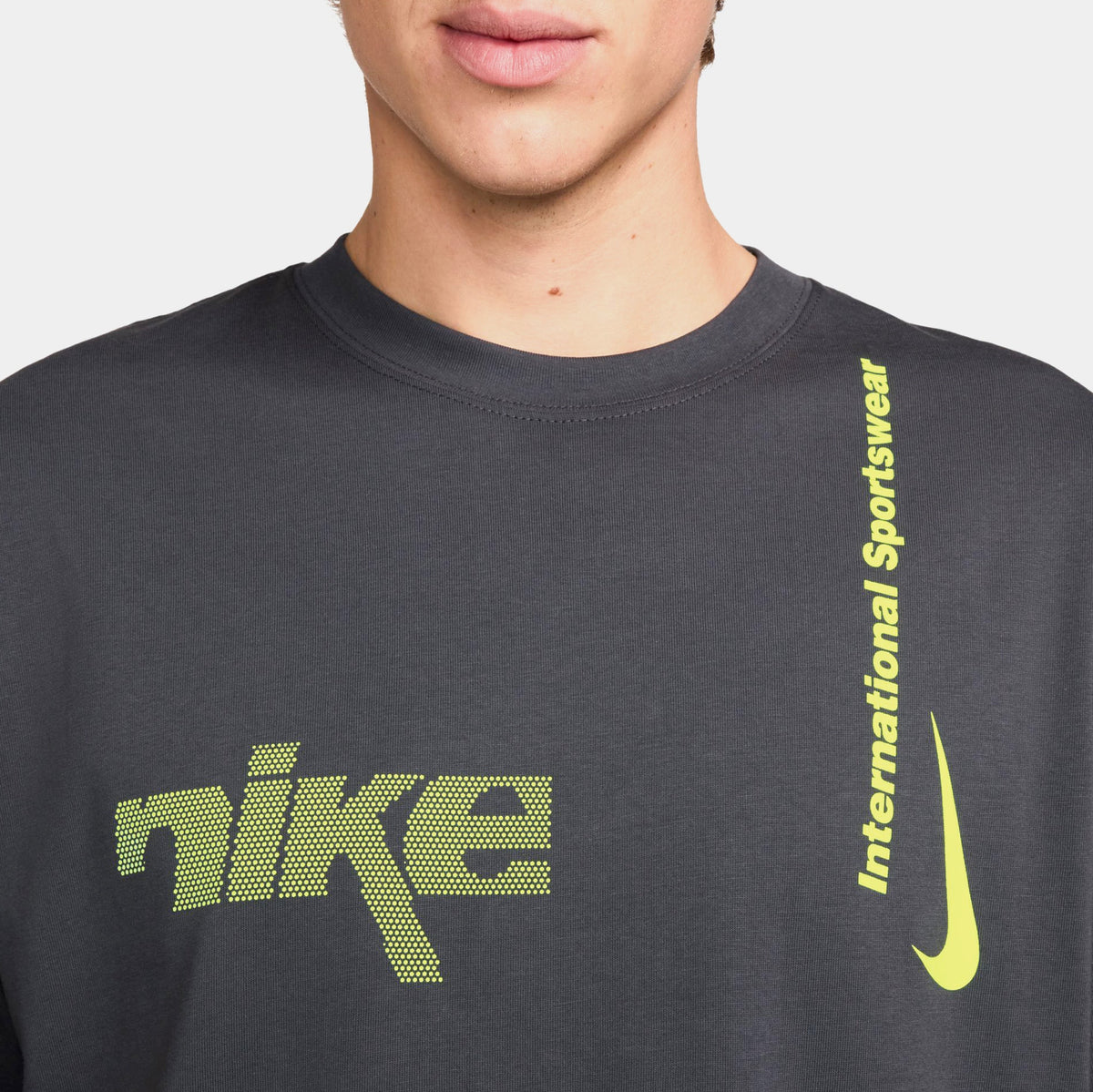 Exclusive NSW Max 90 Swoosh Sport Mens Short Sleeve Shirt (Black/Grey) — S — Back View