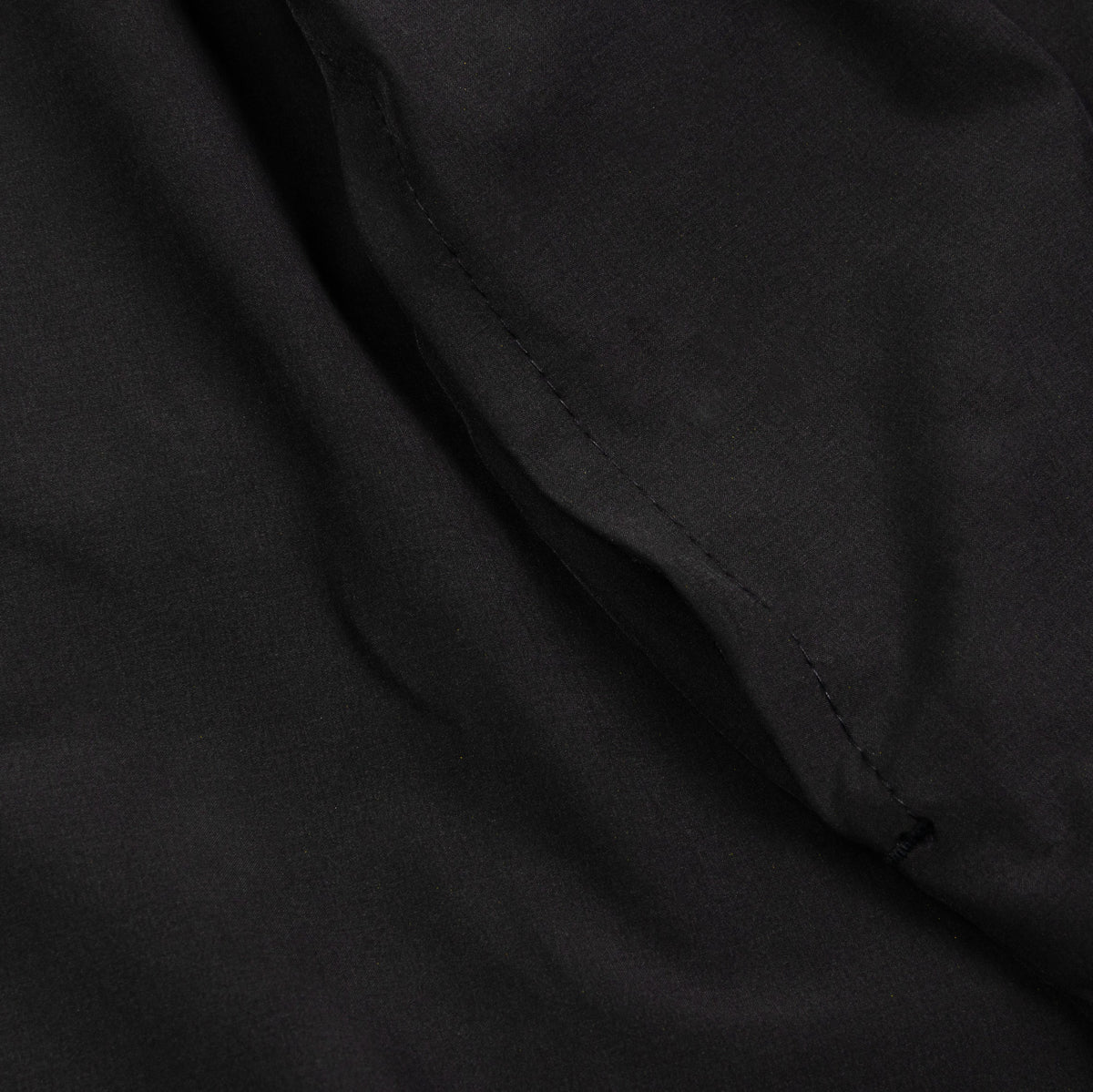 Exclusive Jumpman Play Woven Grade School Shorts (Black/White) — S — Side View