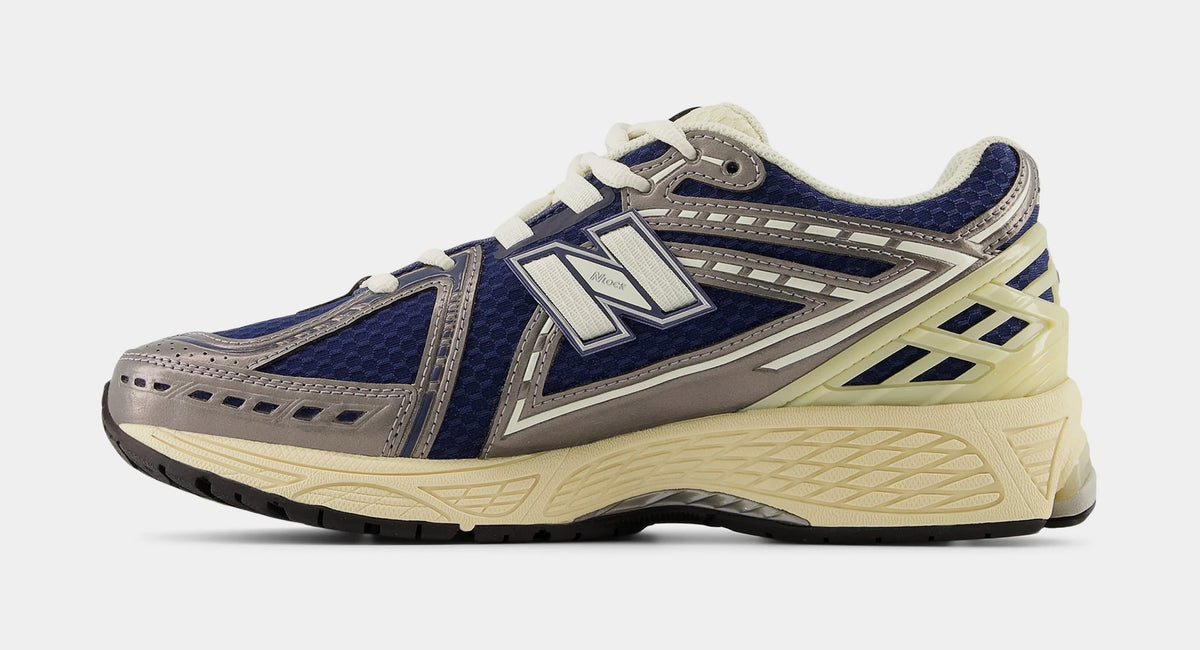 Exclusive 1906R Mens Running Shoes (Navy/Beige) — 4 — Back View