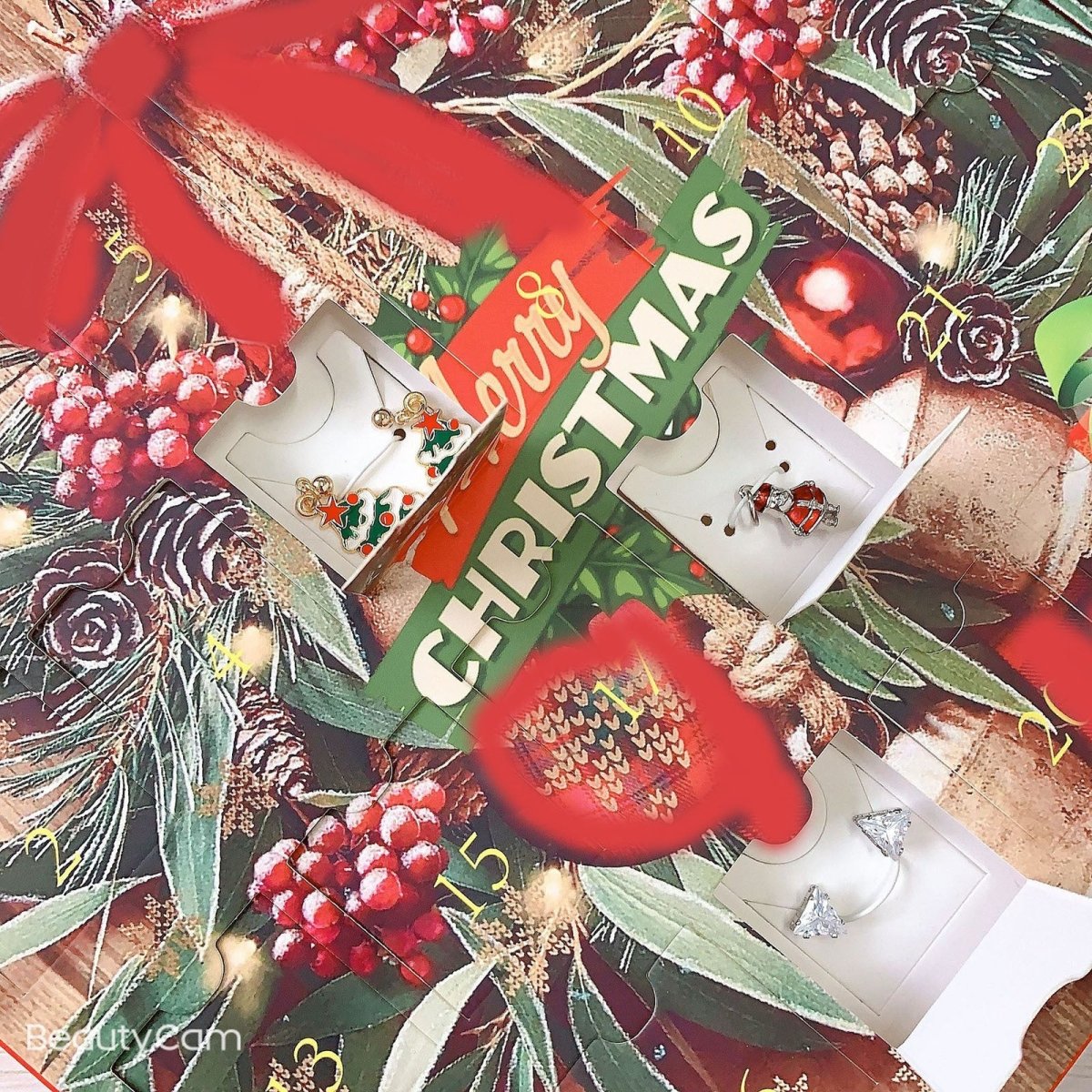 Exclusive Christmas Earrings Gift Set — QA set — Detail View