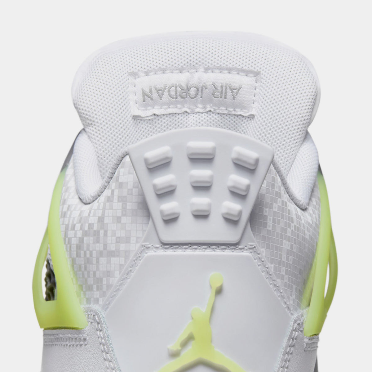 Exclusive Air Jordan 4 Retro Light Lemon Twist Grade School Lifestyle Shoes (White/Light Lemon Twist/Light Graphite) — 3.5Y — Alternate View 7