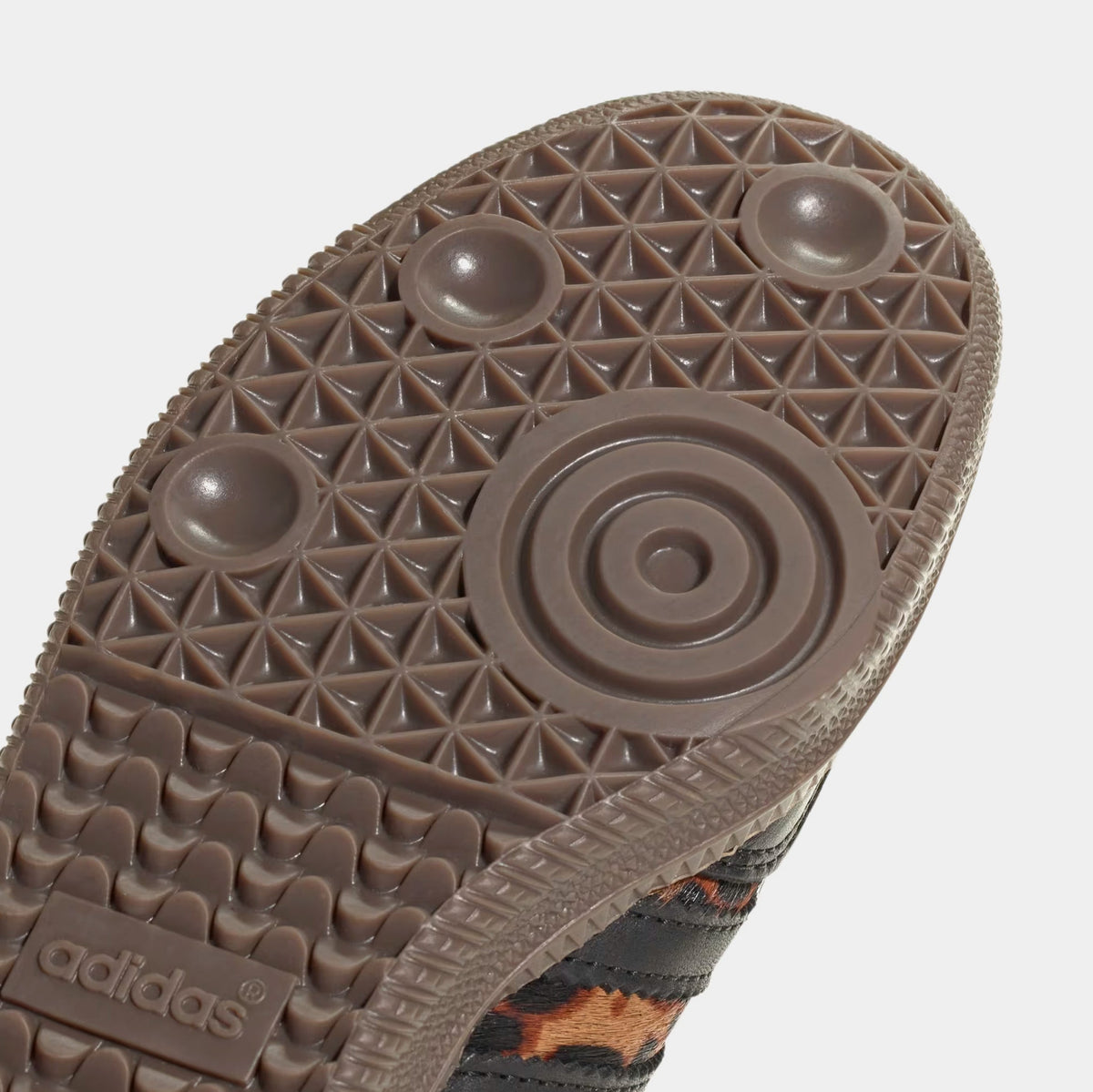 Exclusive Samba OG Cheetah Womens Lifestyle Shoes (Core Black/Collegiate Green/Cream White) — 5 — Detail View