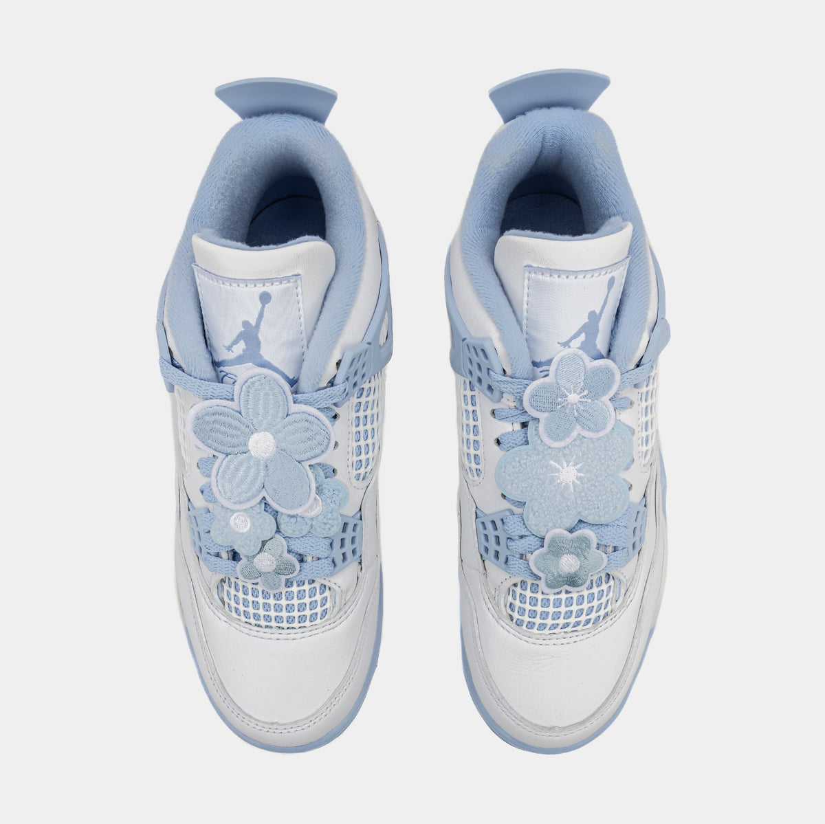 Exclusive Air Jordan 4 Retro Aluminum Womens Lifestyle Shoes (White/Aluminum/Blue Tint/Oil Green) — 6 — Side View