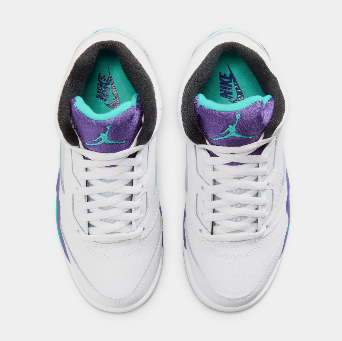 Exclusive Air Jordan 5 Retro Grape Preschool Lifestyle Shoes (White/New Emerald/Grape Ice/Black) — 10.5C — Side View