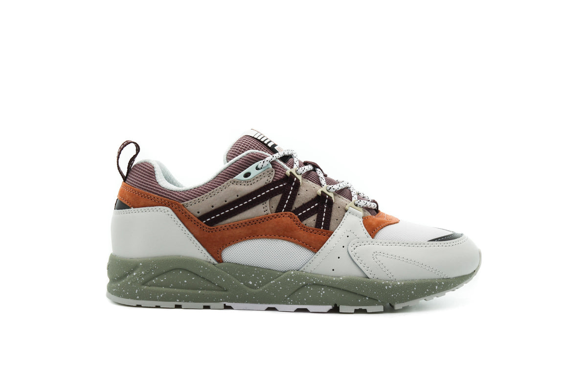 Exclusive Karhu Fusion 2.0 "BRIGHT WHITE" — 4 — Front View