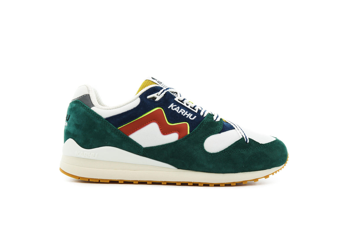 Exclusive Karhu SYNCHRON CLASSIC "BLUE SPRUCE" — 4 — Front View