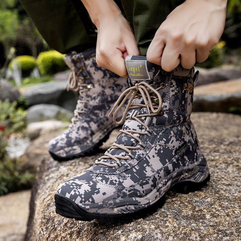 Exclusive Men's hiking shoes — Black — Size 44 — Back View