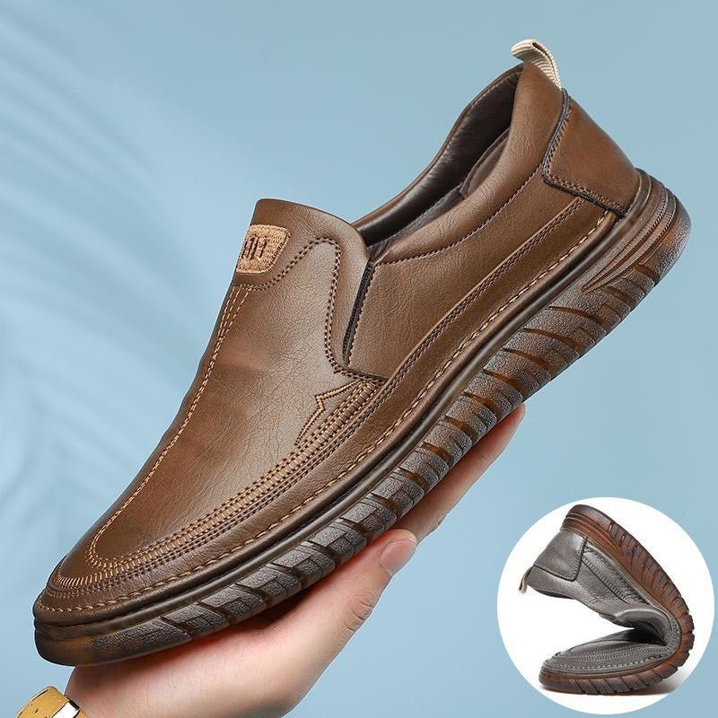 Exclusive Men's Leather Shoes — Black Four Seasons — Size 38 — Top View