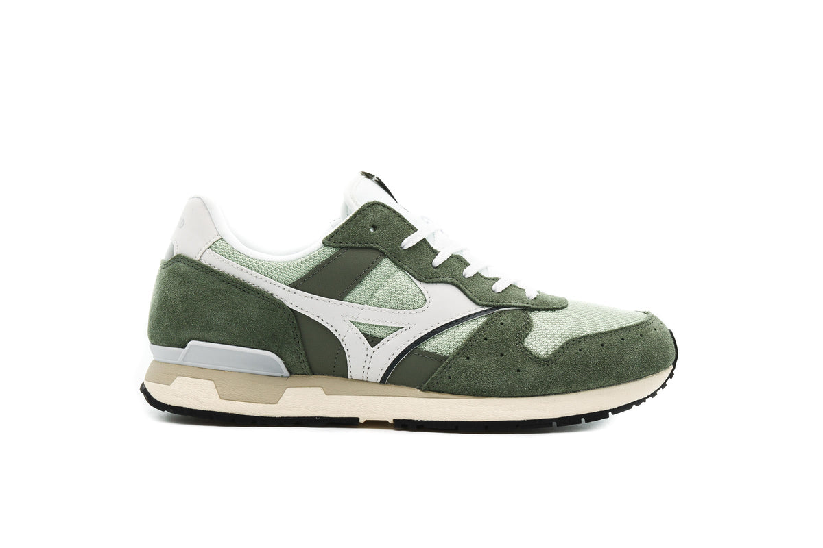 Exclusive Mizuno GV 87 "BLEACHED SAND" — 5 — Front View