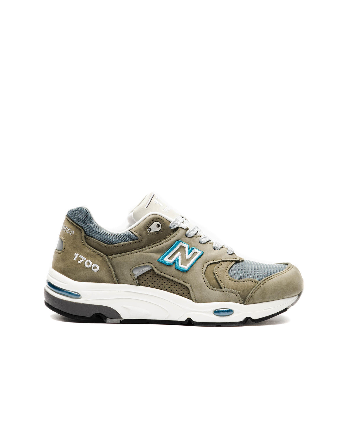 Exclusive New Balance M 1700 JP — 4 — Front View