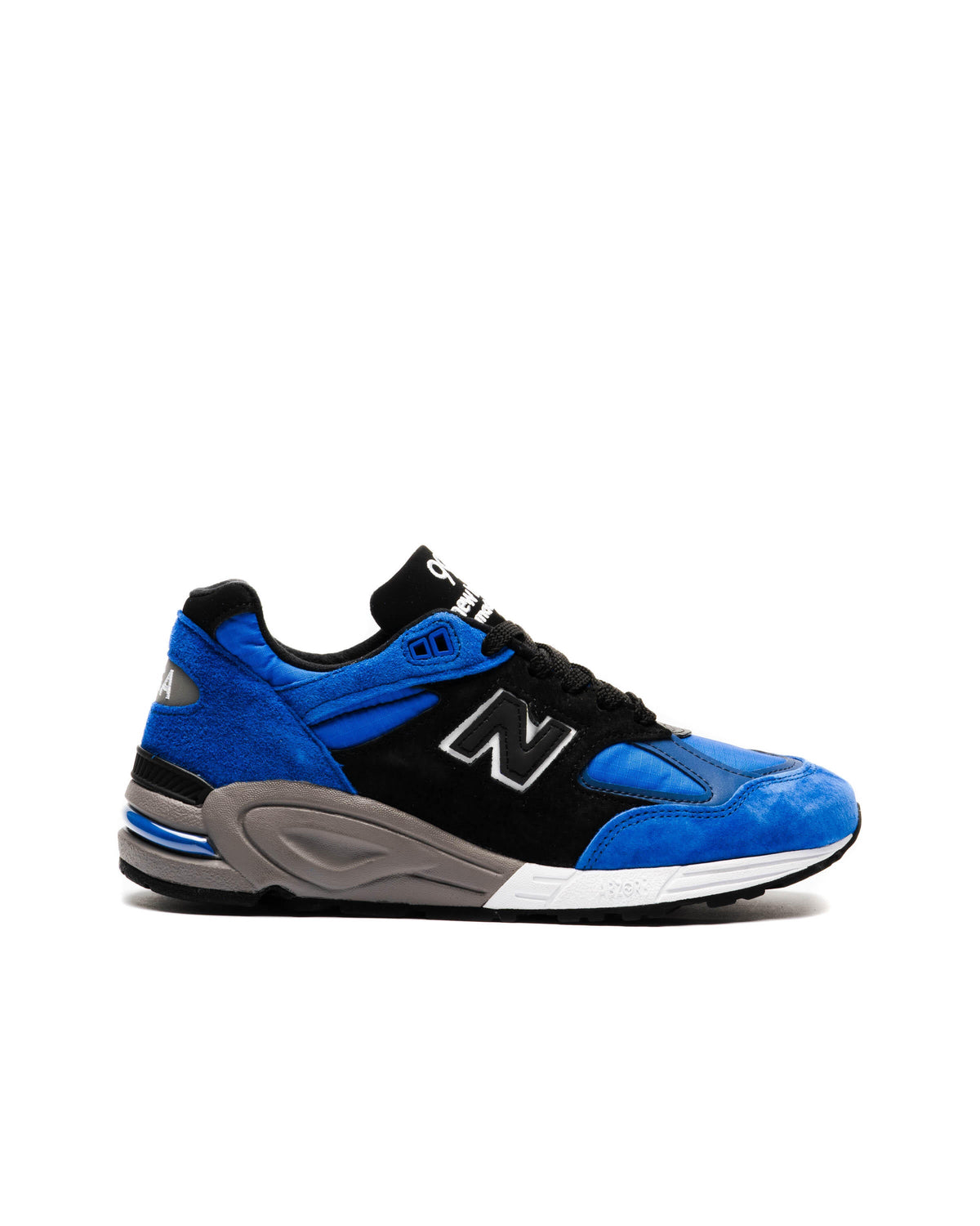 Exclusive New Balance M 990 PL2 — 4 — Front View