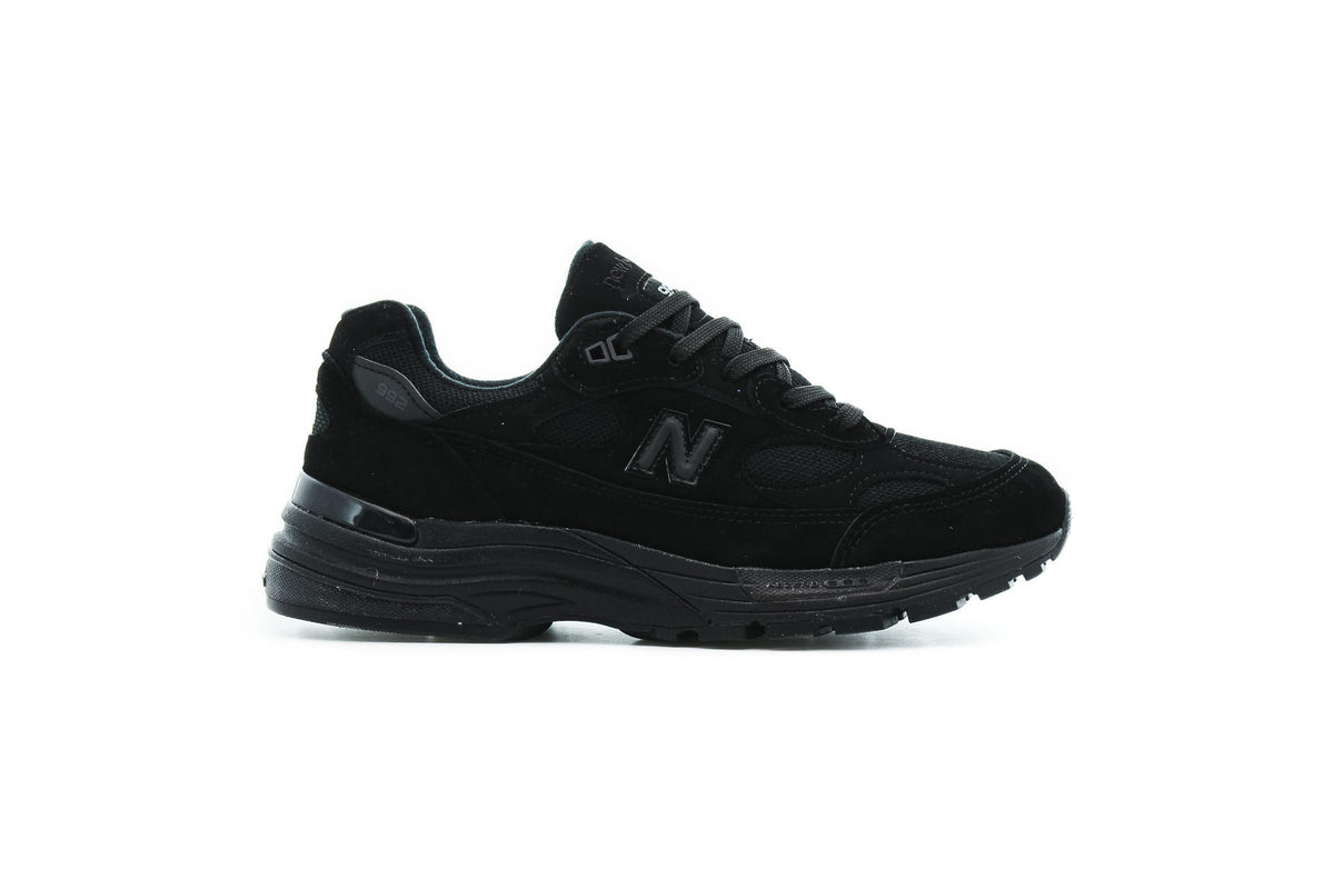 Exclusive New Balance M 992 EA — 4 — Front View