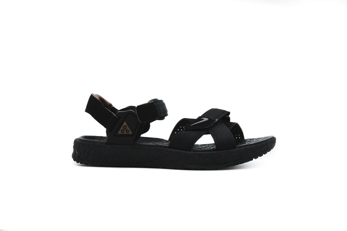Exclusive Nike ACG AIR DESCHUTZ + "BLACK" — 3.5 — Front View