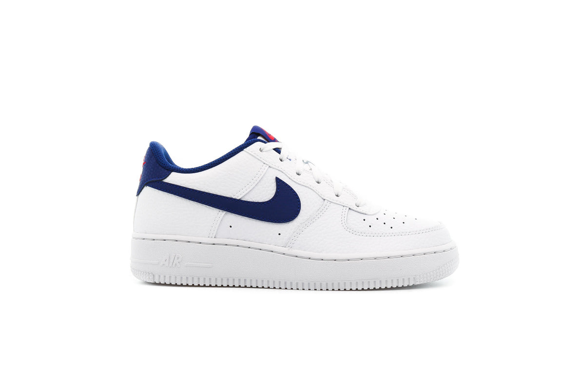 Exclusive Nike AIR FORCE 1 (GS) "WHITE" — 3.5Y — Front View