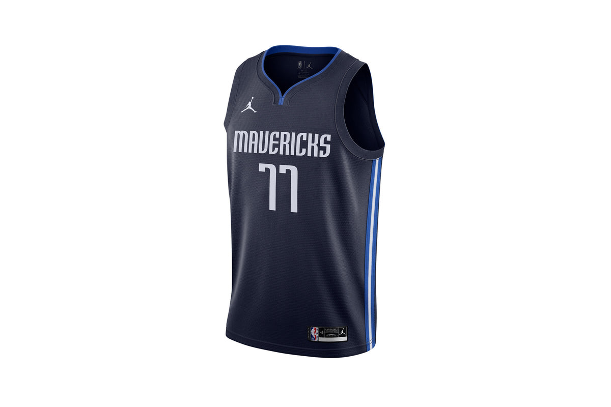 Exclusive Nike DALLAS Mavericks SWINGMAN JERSEY — 2XS — Front View