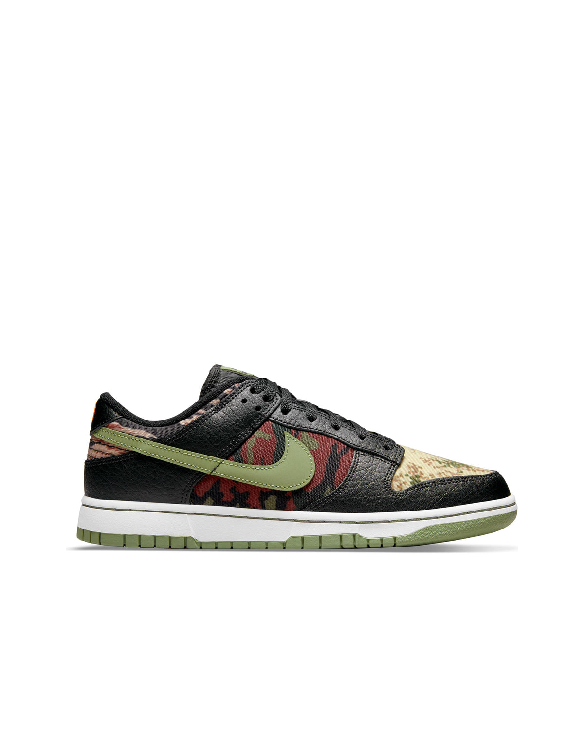 Exclusive Nike DUNK LOW SE "Black Multi Camo" — 3.5 — Front View
