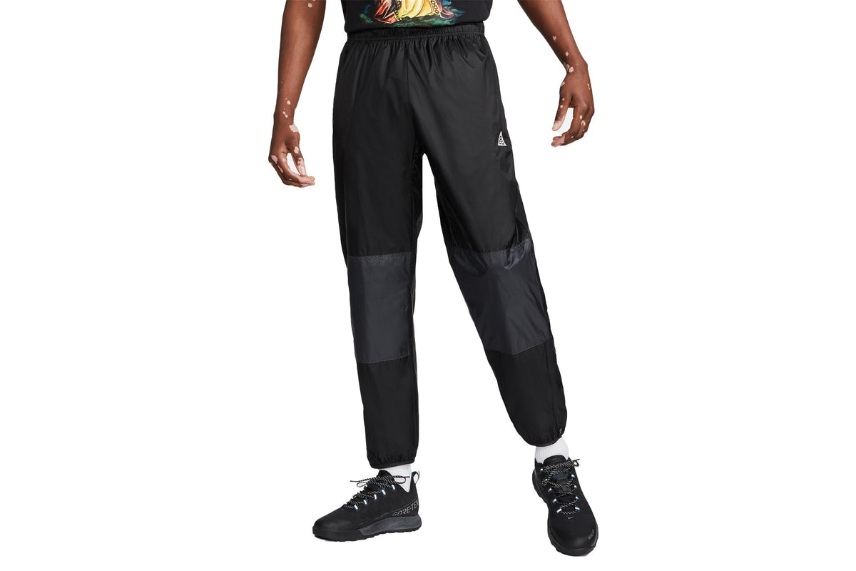 Exclusive Nike ACG CC WINDSHELL PANT "BLACK" — 2XS — Front View