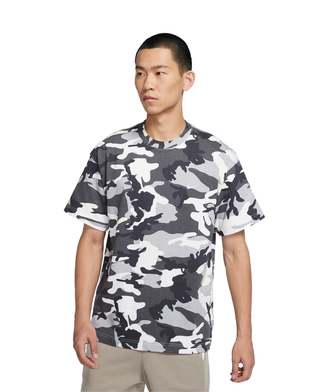 Exclusive Nike NRG SOLOSWOOSH TEE — 2XS — Front View